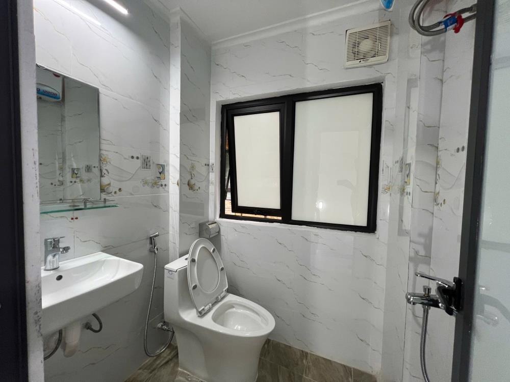 Bán nhà góc 2 mặt ngõ, Oto vào nhà - 37m2 x 4 tầng, 14.5 tỷ - Phố Vương Thừa Vũ, Thanh Xuân