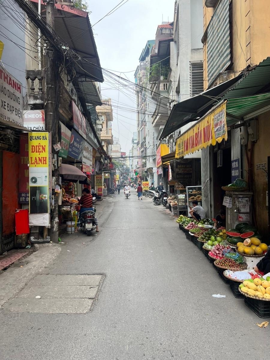 Lô Góc Hoàng Văn Thái - Ô Tô Tránh Nhau - Kinh Doanh Sầm Uất - Giá 17.5 Tỷ