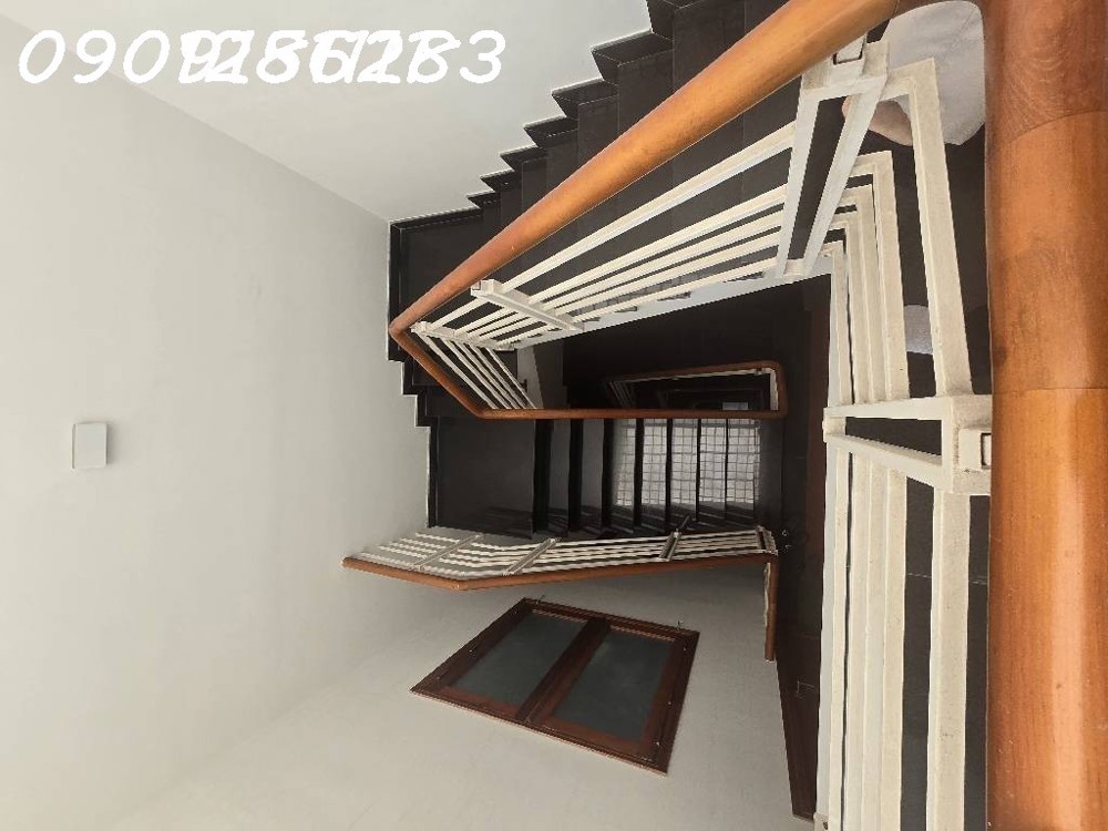 NHÀ ĐẸP-TT QUẬN 7-4 TẦNG-90M2- CHỈ 11.X TỶ