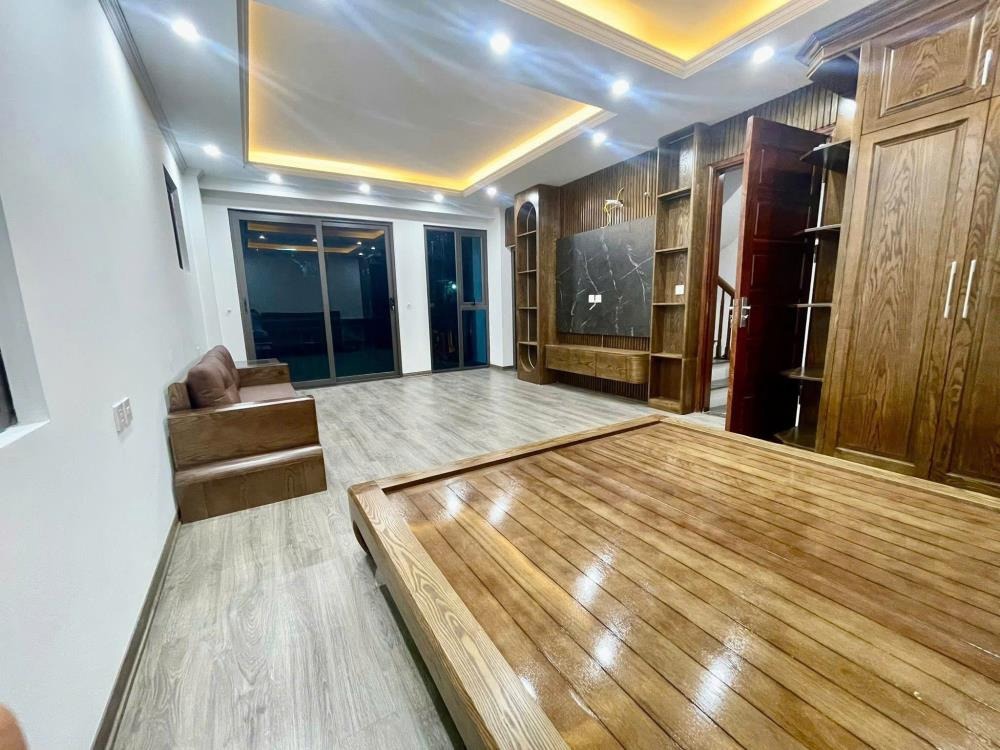 Bán nhà phân lô Vương Thừa Vũ - 50m2 - 5 Tầng - 15 tỷ - Ô Tô Vào Nhà
