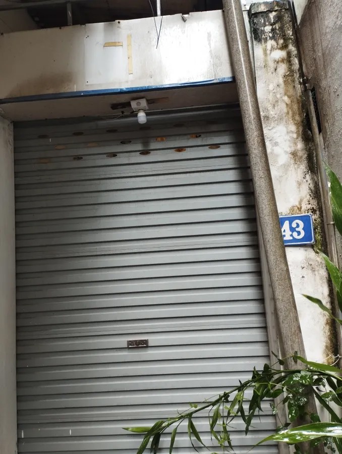 BÁN ĐẤT ĐẦU PHỐ Ngọc Thụy 50m2 mặt tiền 4m X 5.5 tỷ Long Biên Hà Nội
