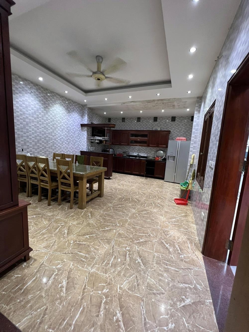 Cho Thuê Nhà 5 Tầng Mặt Tiền Nguyễn Khuyến, Hà Đông - Phù Hợp Kinh Doanh