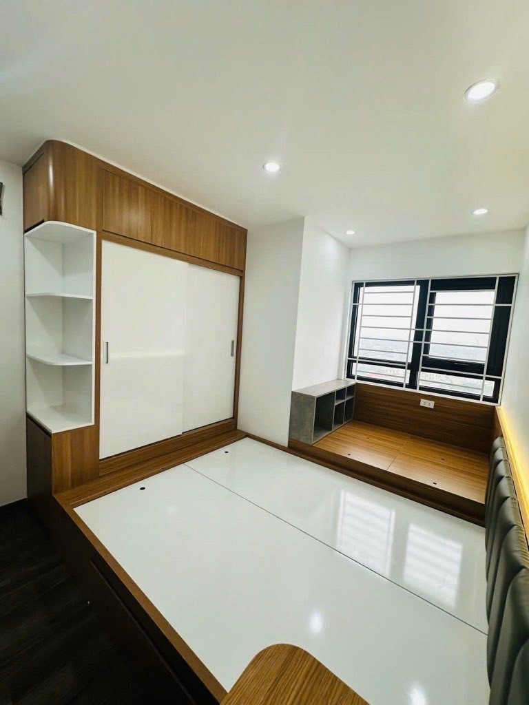 Căn Hộ 3 Phòng Ngủ Hoàng Mai - Nội Thất Cao Cấp - Giá Tốt