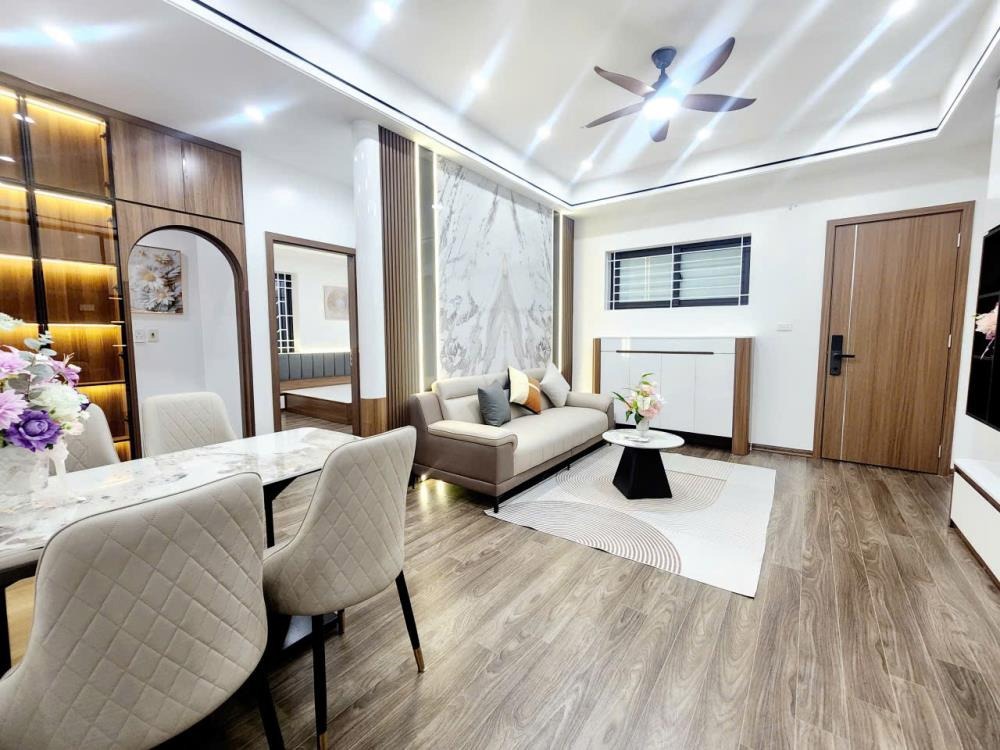 Bán Căn Hộ CT2 Bắc Linh Đàm 3PN, Full Nội Thất - Giá 5.68 Tỷ