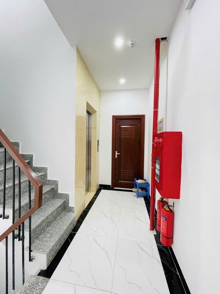 Cho Thuê Tòa CHDV 11 Phòng Đống Đa - Full Nội Thất - Vị Trí VIP