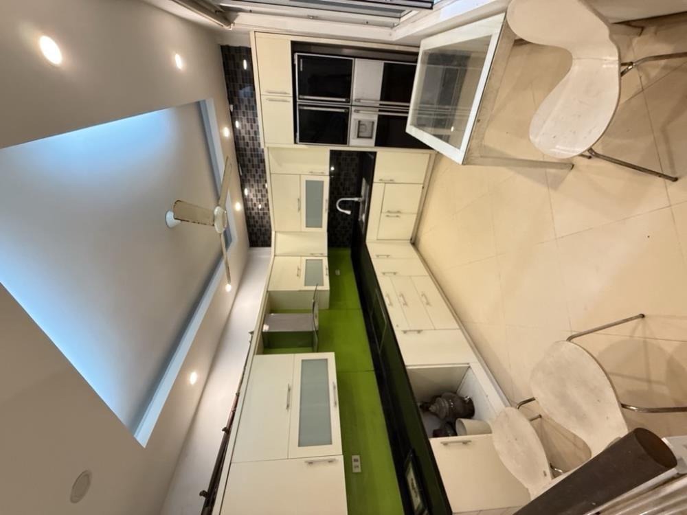 Nhà Phố Văn Cao - 60m2, 5 Tầng, 13.8 Tỷ - Vị Trí Đắc Địa, Thông Thoáng