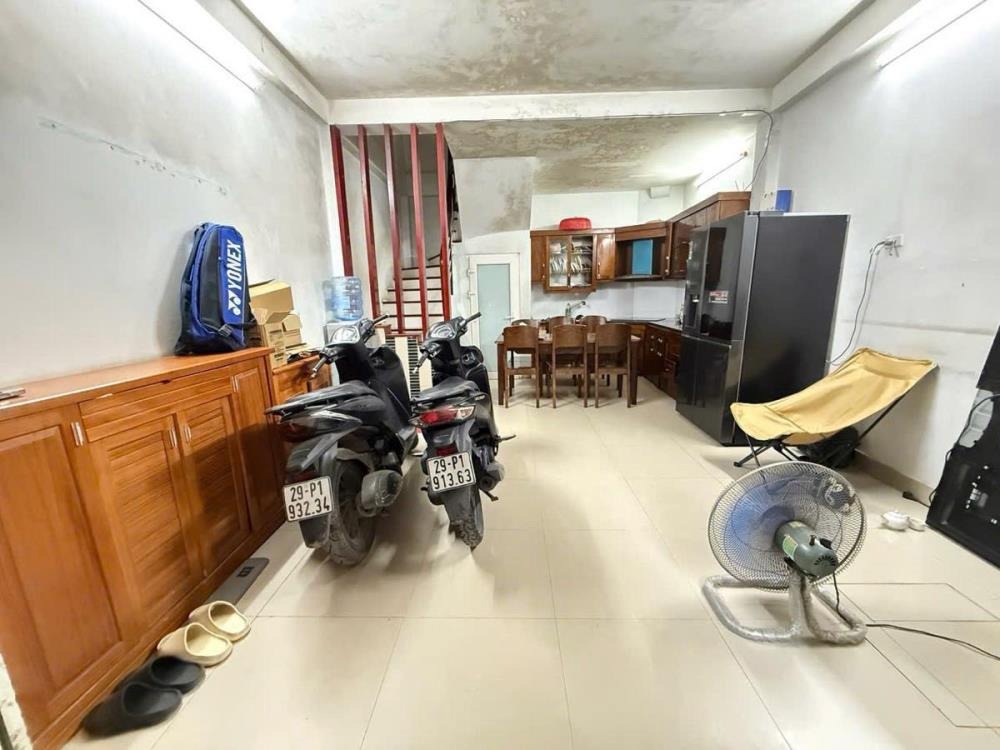 Bán nhà Yên Hòa - 6 Tầng - Mặt Ngõ - 40m Ra Phố - Giá Tốt