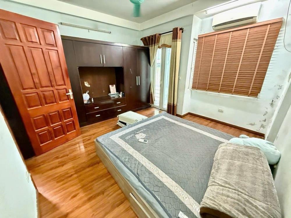 Bán nhà Yên Hòa - 6 Tầng - Mặt Ngõ - 40m Ra Phố - Giá Tốt
