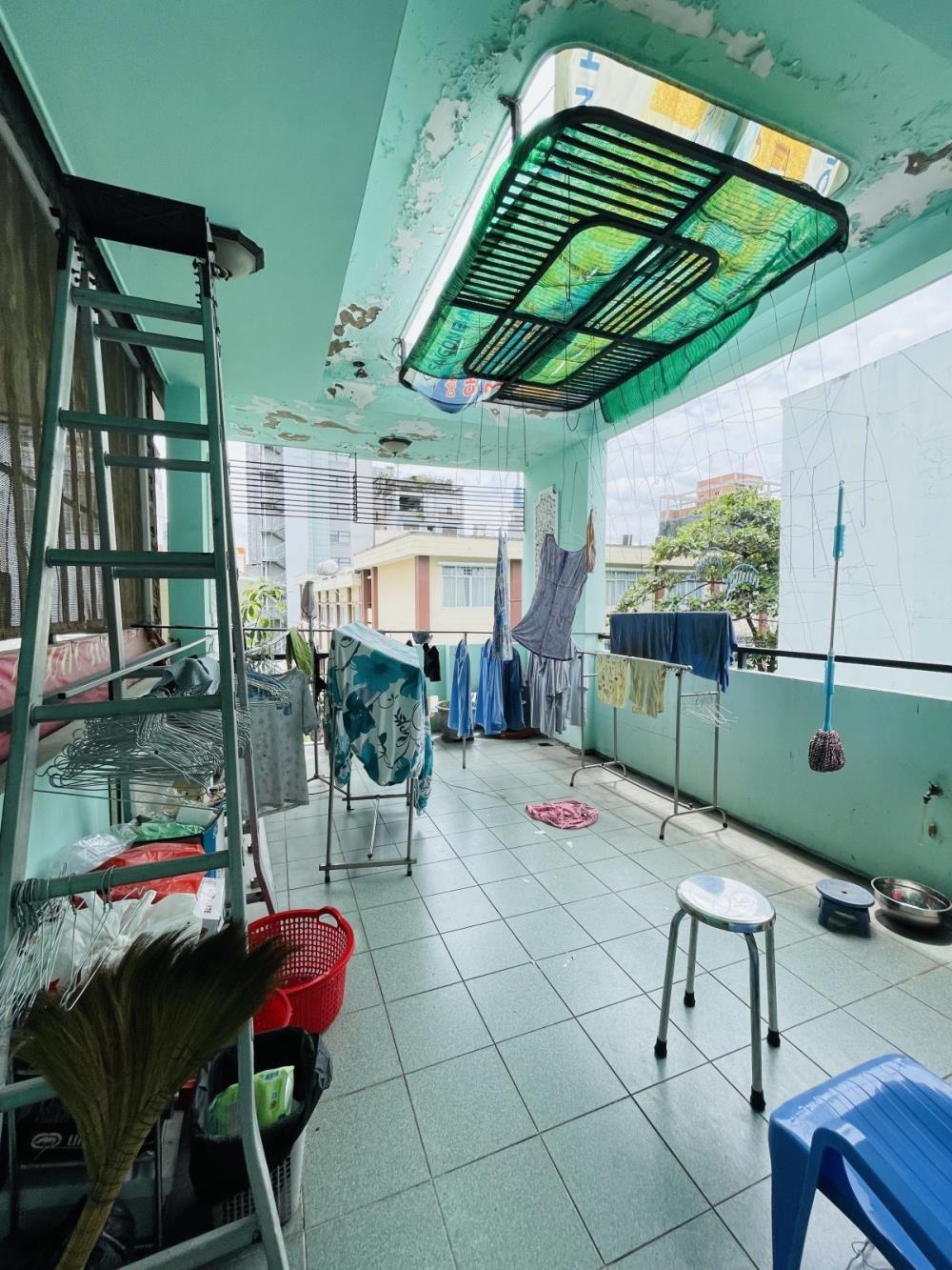 Nhà Bạch Đằng 3 Tầng Kiên Cố - Xe Tải Đỗ Cửa - 4PN Rộng 76m2 - Giá 12 Tỷ