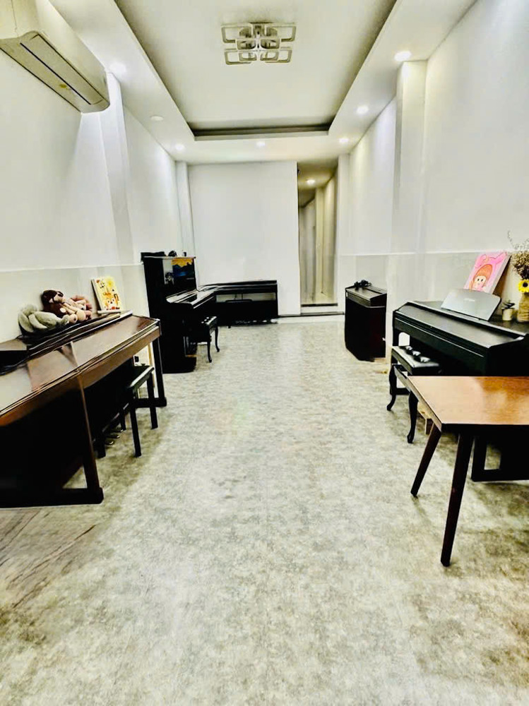 MẶT TIỀN VIP ĐẶNG VĂN NGỮ - PHÚ NHUẬN - 4 TẦNG