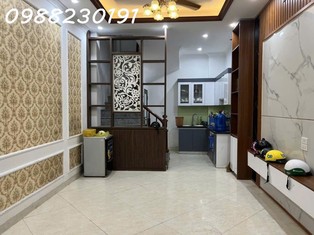 Siêu Hiếm Bán nhà Vũ Xuân Thiều - 5 tầng - xây mới - ngõ ô tô thông nhỉnh 5 tỷ