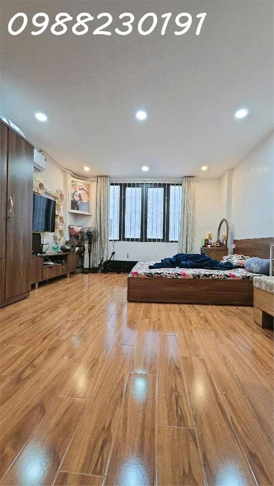 Siêu Hiếm Bán nhà Vũ Xuân Thiều - 5 tầng - xây mới - ngõ ô tô thông nhỉnh 5 tỷ