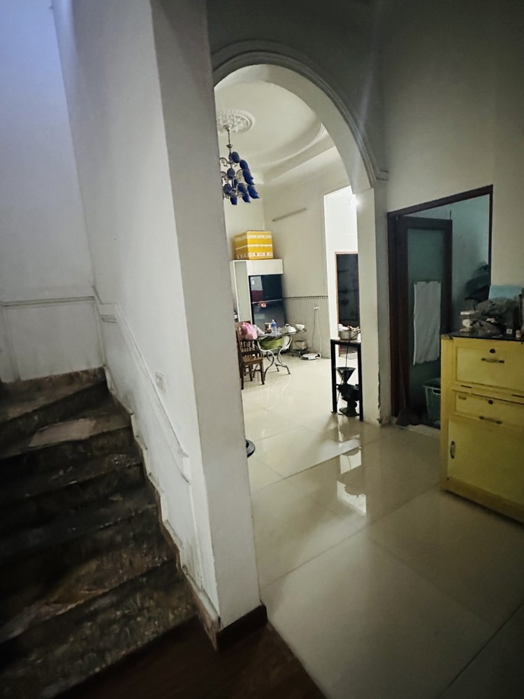 Bán nhà Măt tiền , Tân Hiệp 19,Hóc Môn  300m2, 2 tầng, 5PN, SH, giá 12 tỷ