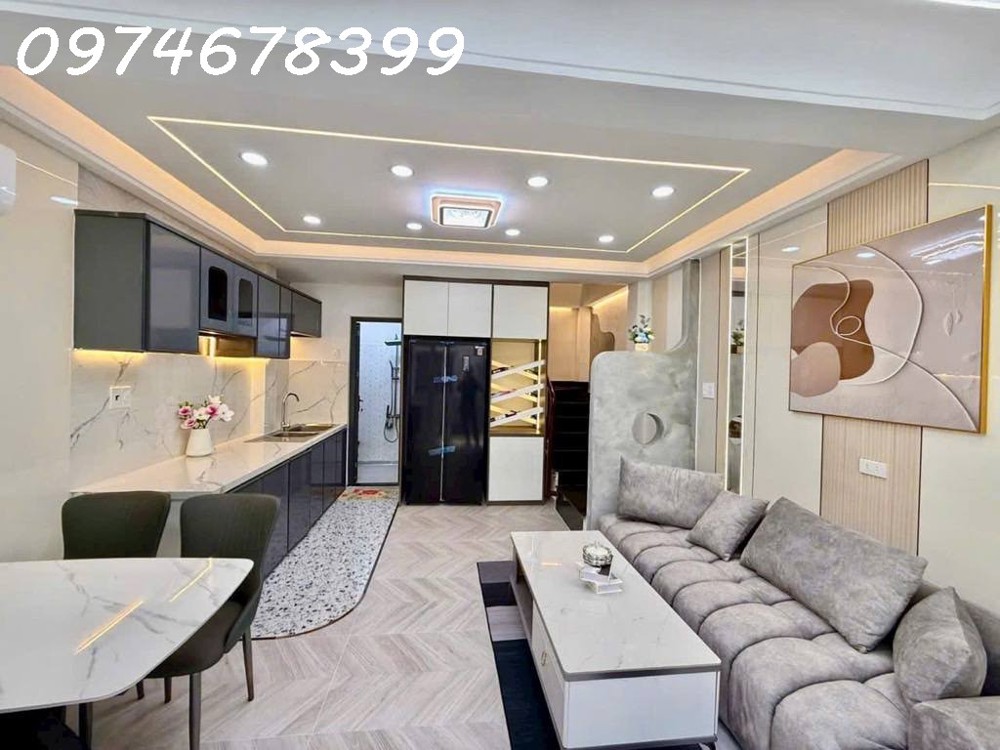 Nhà GV sát Phú Nhuận - NGAY CV GIA ĐỊNH, BV 175, SÂN BAY TSN - 4 TẦNG MỚI - 3PN, 4WC - 3 BƯỚC lên Ô
