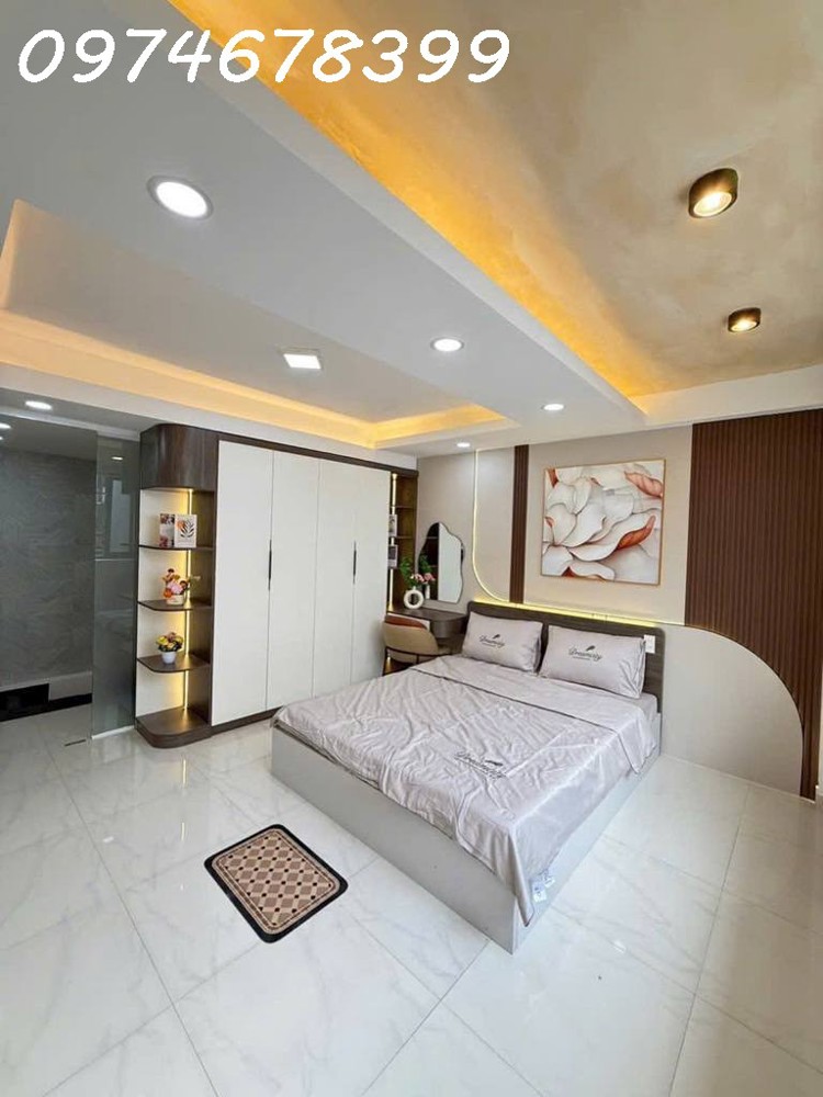Nhà GV sát Phú Nhuận - NGAY CV GIA ĐỊNH, BV 175, SÂN BAY TSN - 4 TẦNG MỚI - 3PN, 4WC - 3 BƯỚC lên Ô
