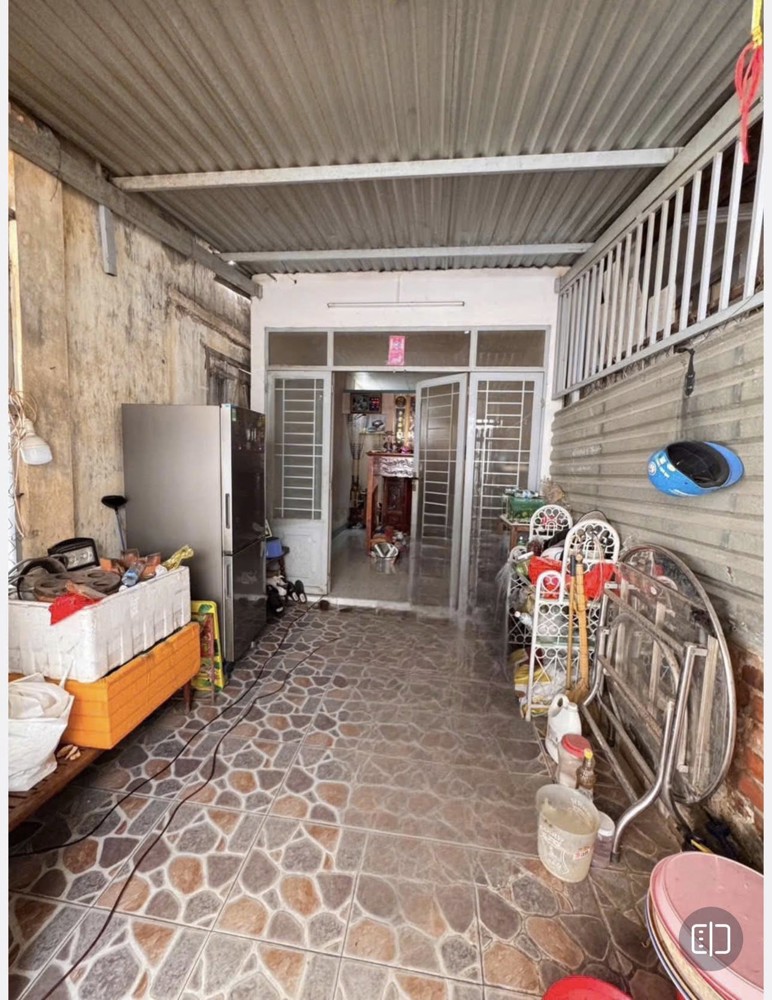BÁN ĐẤT TẶNG NHÀ CẤP 4 – HẺM 52 TRẦN PHÚ, VĨNH NGUYÊN, NHA TRANG