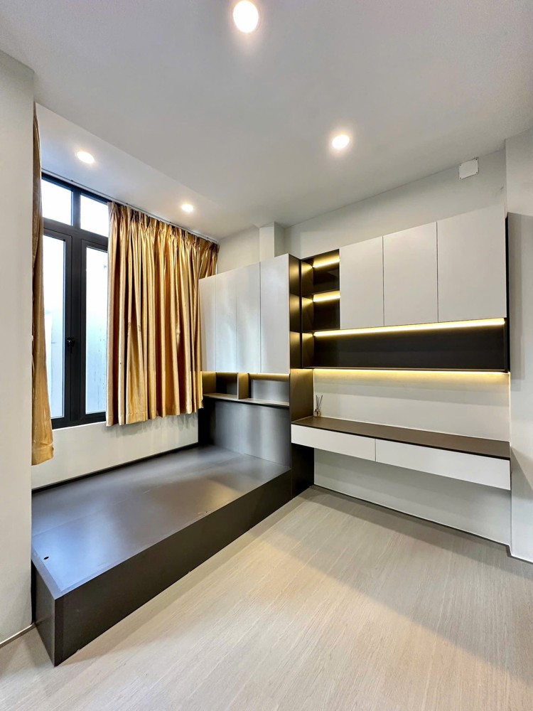 BÁN NHÀ MỚI THIẾT KẾ HIỆN ĐẠI 3 TẦNG HẺM ĐƯỜNG THÁP BÀ VĨNH THỌ