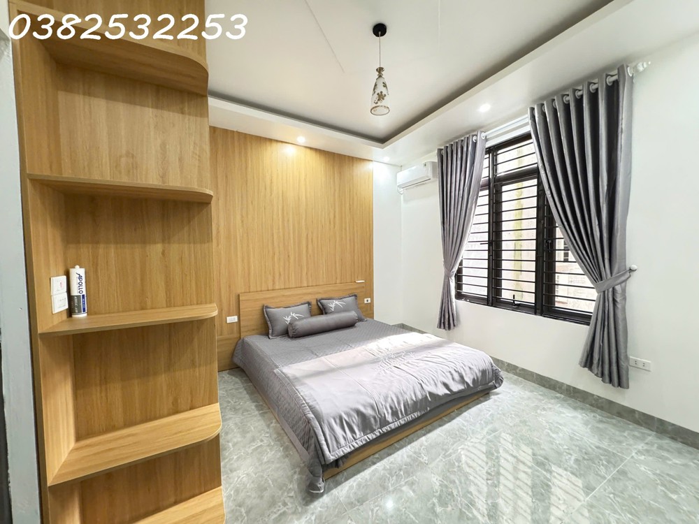 NHÀ MẶT PHỐ LAI XÁ –  1 NHÀ RA QL32 - Diện tích 40m2 - 4 tầng - giá chỉ 8,x  tỷ