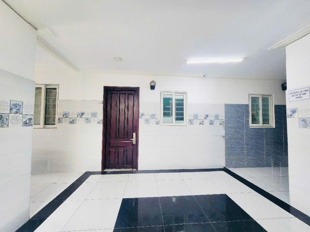 TÂN PHÚ - HXH THÔNG - THANG MÁY - CHDV 32 PHÒNG FULL - DÒNG TIỀN