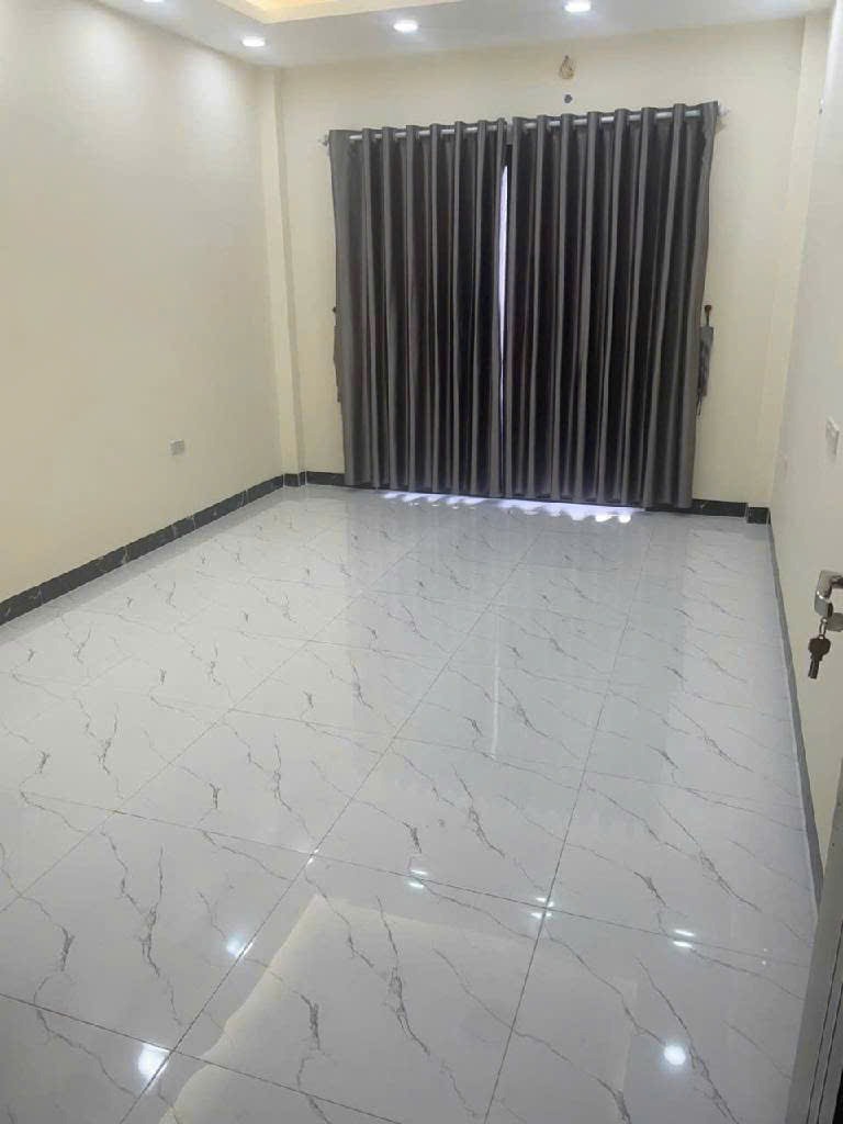 Nhà Mới Lĩnh Nam - Ô Tô Vào Cửa - 5 Tầng - Giá Chỉ 6 Tỷ