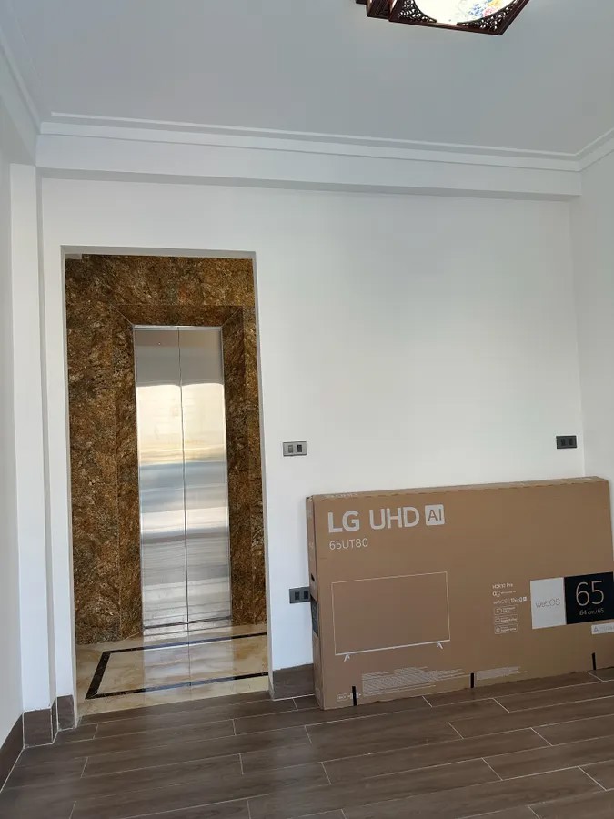 NHÀ MỚI Ở LUÔN FULL NỘI THẤT Ngọc Thụy 40m2 X 6 tầng 9.8 Tỷ Long Biên Hà Nội