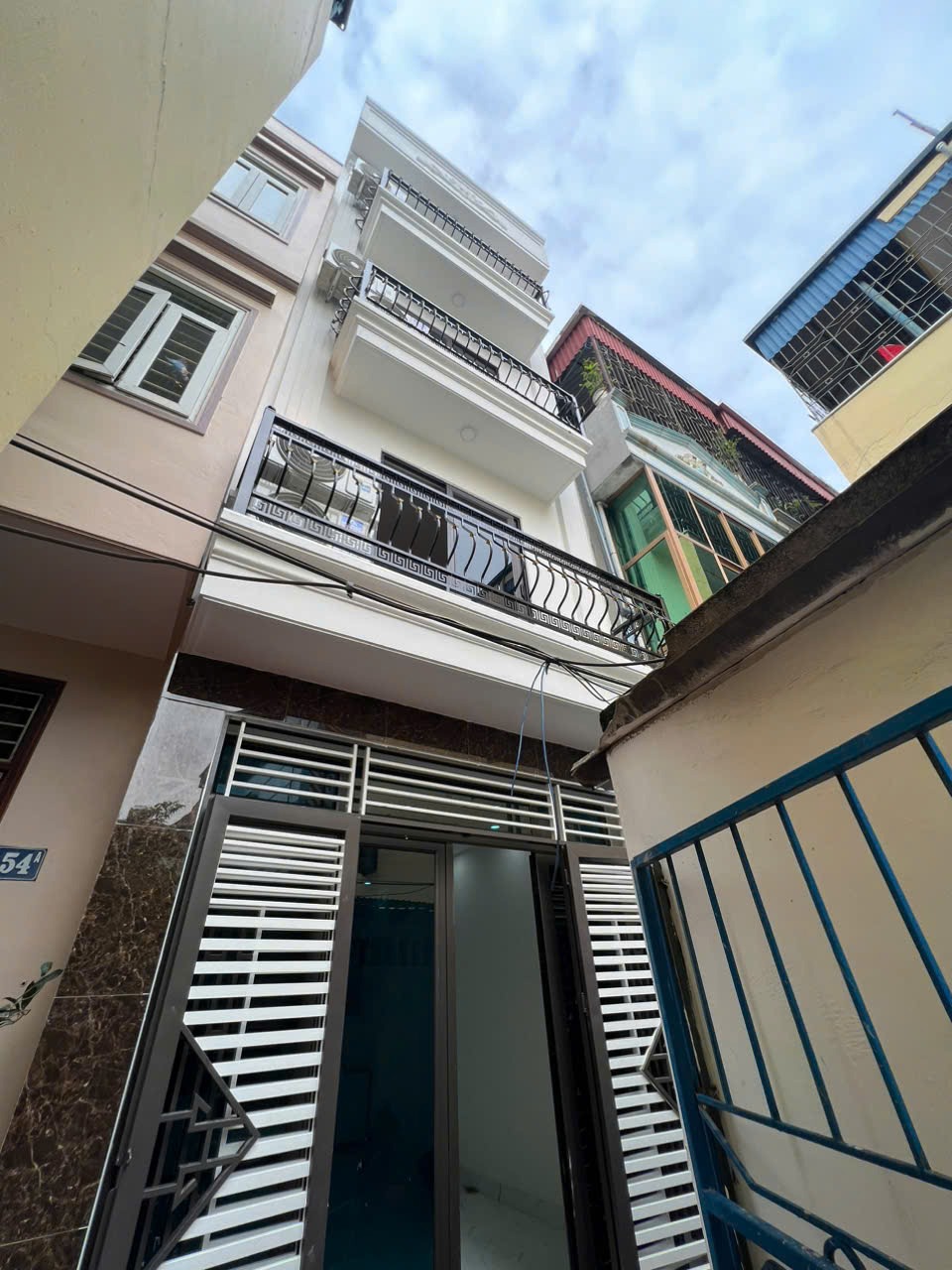 Bán nhà 4.5 tầng Hà Trì - Giá 7 tỷ (Nhỉnh) - Diện Tích Lớn, Thông Số Vàng