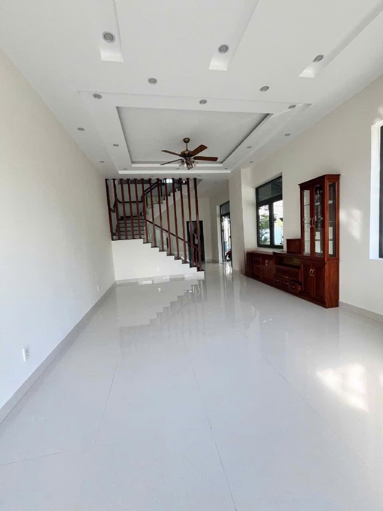 🏡 3 TẦNG LÔ GÓC 2 MẶT TIỀN, NGAY TRỤC SINH SẮC, SÁT BIỂN, SAU SHOPHOUSE_GẦN 120M2_15.5 TỶ