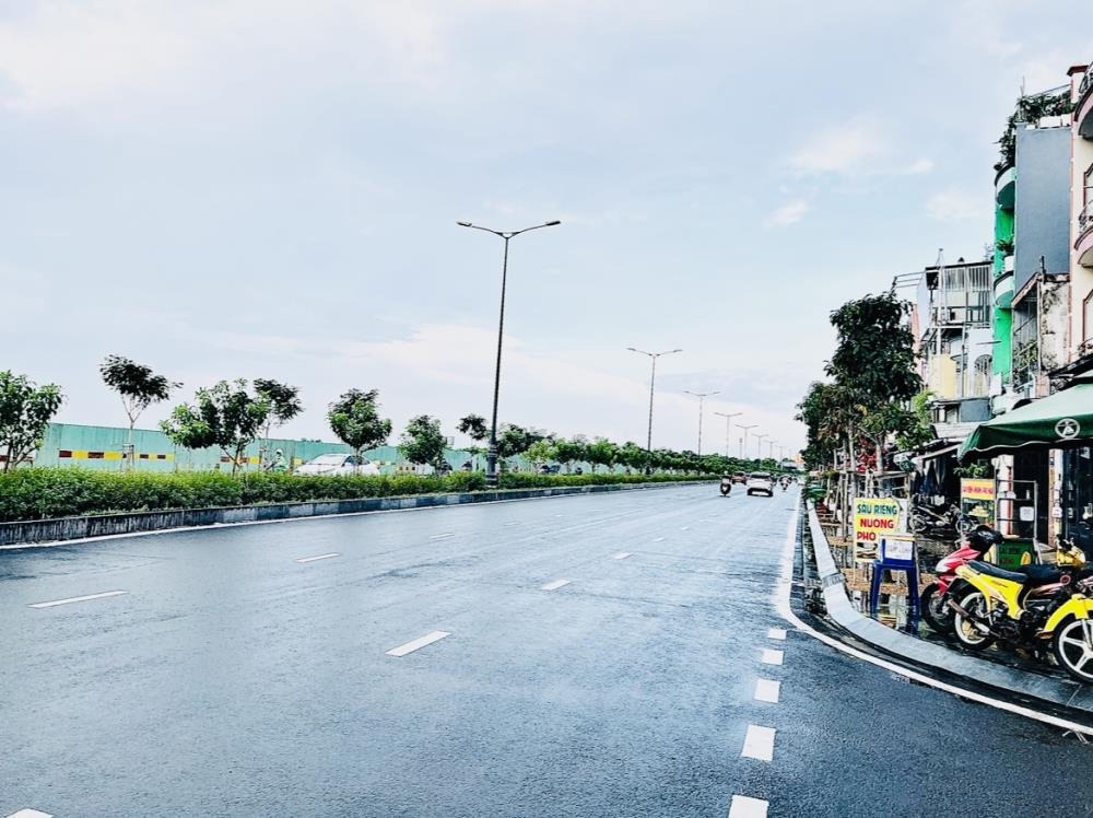 Bán nhà Tân Bình - C12, P13 - 84m2, 3 tầng - 13.7 tỷ (TL)