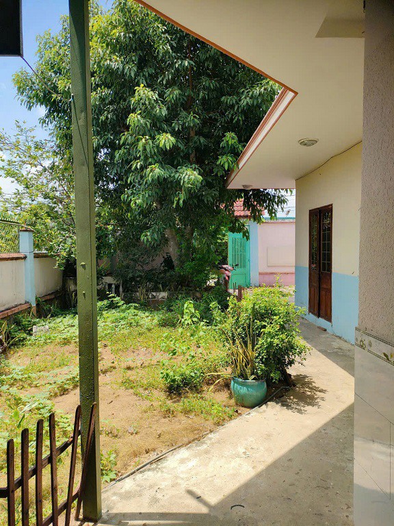 CỦ CHI - NGỘP CẦN BÁN GẤP NHÀ HOÀN CÔNG GIÁ RẺ NHẤT KHU VỰC