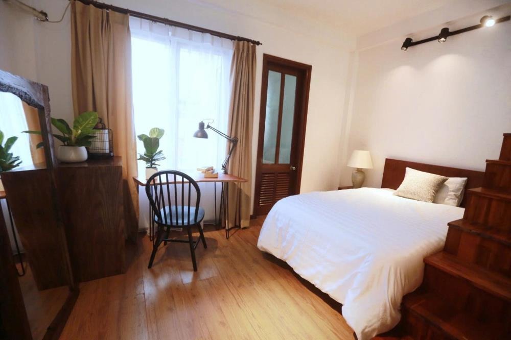 Nhà Mặt Phố Cổ Ba Đình - 100m2, Vị Trí Vàng, Kinh Doanh Sầm Uất