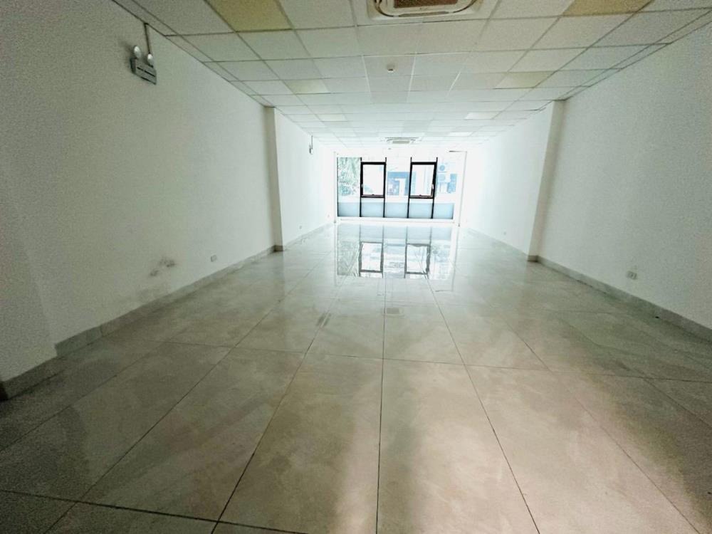 Bán Building Văn Phòng 7 Tầng Trung Kính - Dòng Tiền 70Tr/Tháng - Giá 47 Tỷ