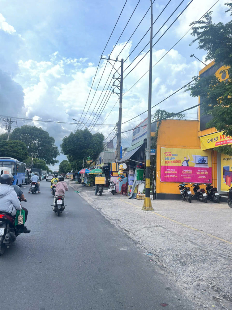 SIÊU HIẾM – BÁN NHÀ MT LÊ VĂN KHƯƠNG NGANG 20M – THUÊ 100TR/THÁNG – CHỈ 30 TỶ
