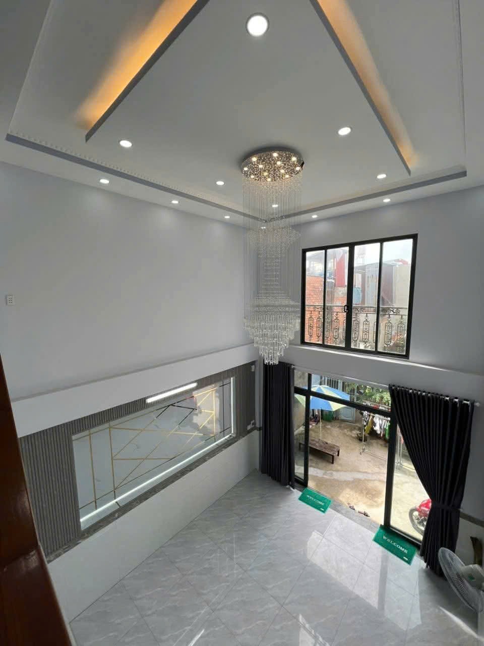 Nhà Quận 12: 1 Trệt 1 Lửng 3 Lầu - 5 tỷ 490 triệu
