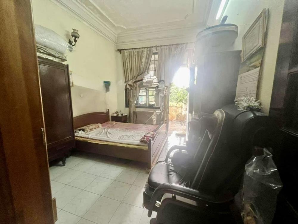 Bán nhà mặt phố Tây Sơn, Đống Đa - 46m², 4 Tầng, Giá 25.4 Tỷ