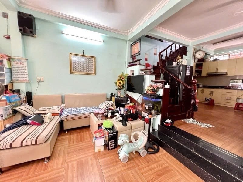 Bán Nhà Tân Phú - 2 Tầng, 55m2, Gần Aeon Mall - Giá 5.5 Tỷ