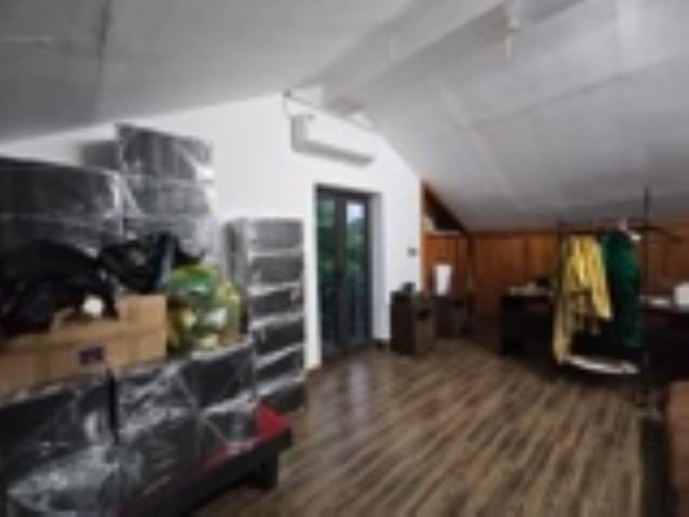 Biệt Thự Góc Ô Tô - Hồ Ba Mẫu - Đống Đa - 127m² - Giá 41.9 Tỷ