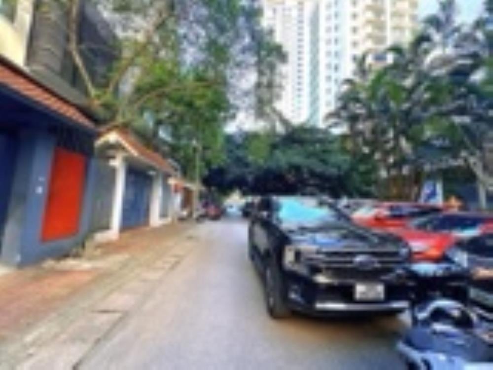 Biệt Thự Góc Ô Tô - Hồ Ba Mẫu - Đống Đa - 127m² - Giá 41.9 Tỷ