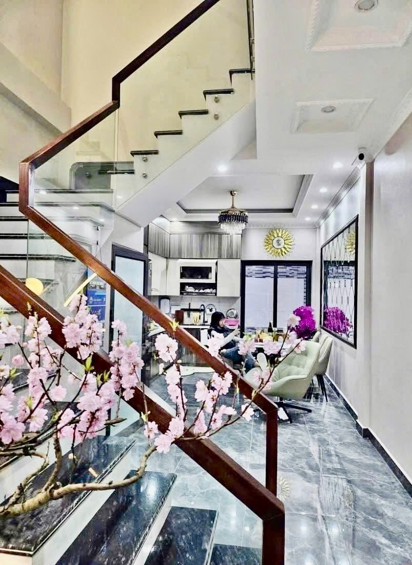 Nhà Ngõ Ô Tô Gần FelizHome - Đề Khê - 39m2 - 5 Tầng - Giá 8 Tỷ+