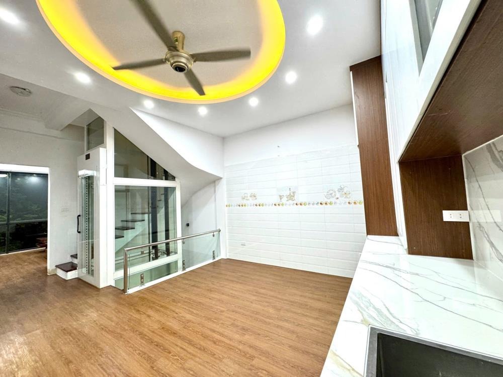 Bán nhà Xuân La 69m², 6 tầng, mặt tiền 6m, 22.5 tỷ - Ngõ thông ô tô, thang máy