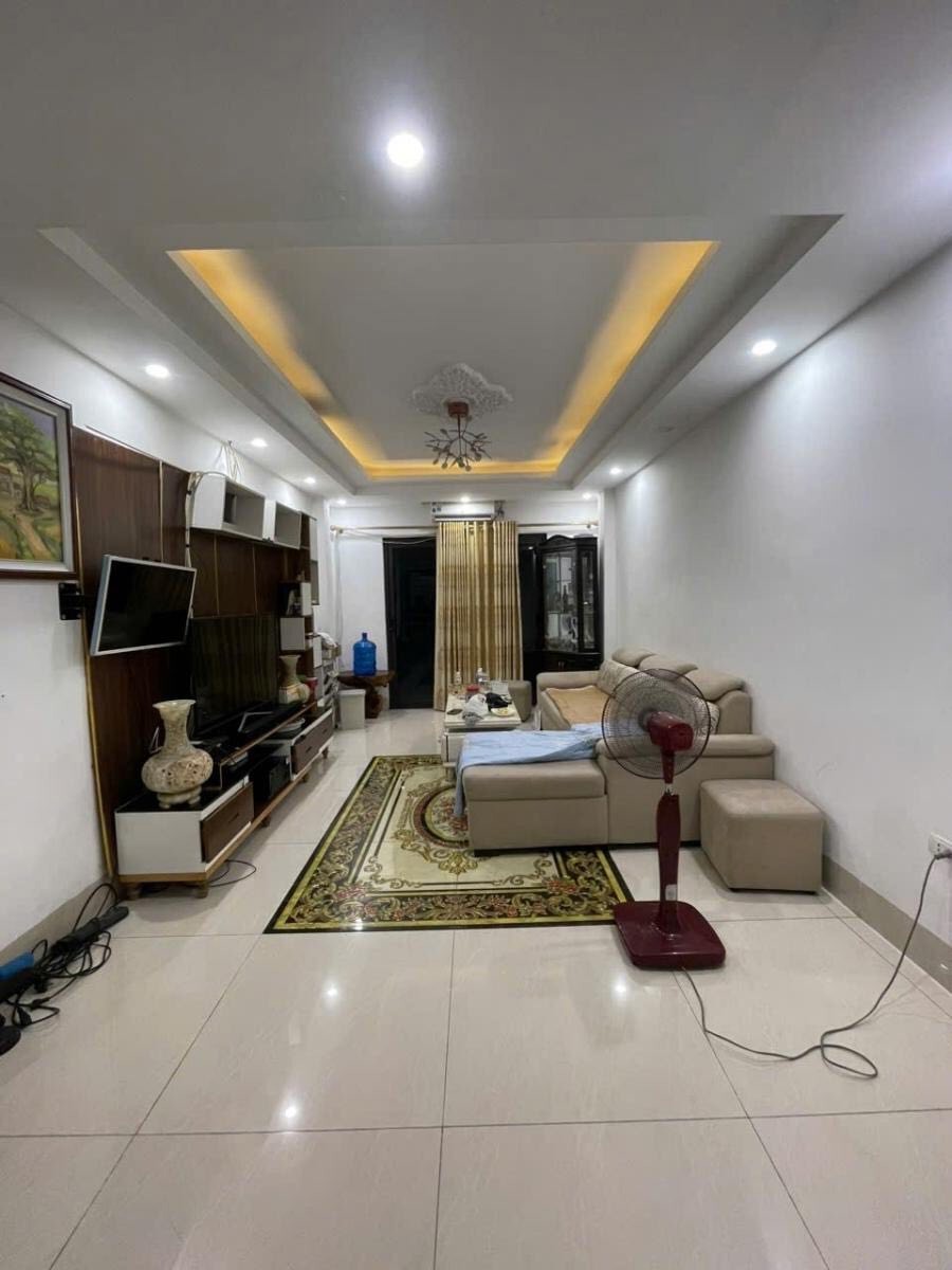 Bán Nhà Phố Vườn Thừa Vũ, Thanh Xuân - 37m2, 5 Tầng, Giá 12.8 Tỷ