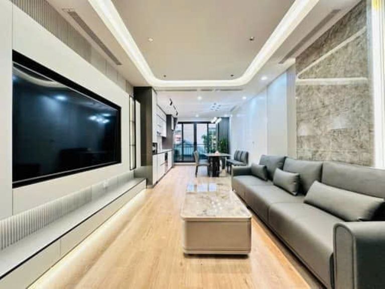 Bán nhà Cầu Giấy 6 Tầng, Thang Máy, 30m ra Phố Khúc Thừa Dụ - Giá 16.95 tỷ
