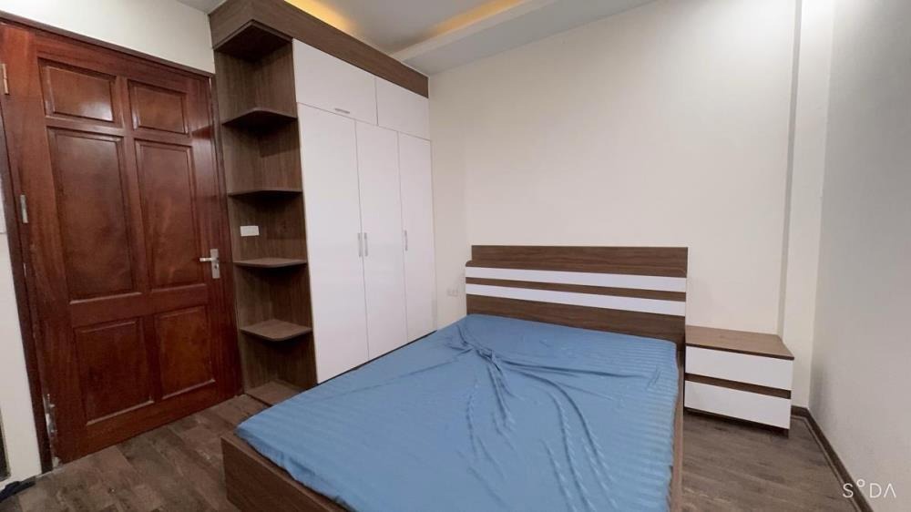 Bán Nhà Phố Trần Thái Tông, Cầu Giấy - 48m², 5 Tầng, Giá 12 Tỷ