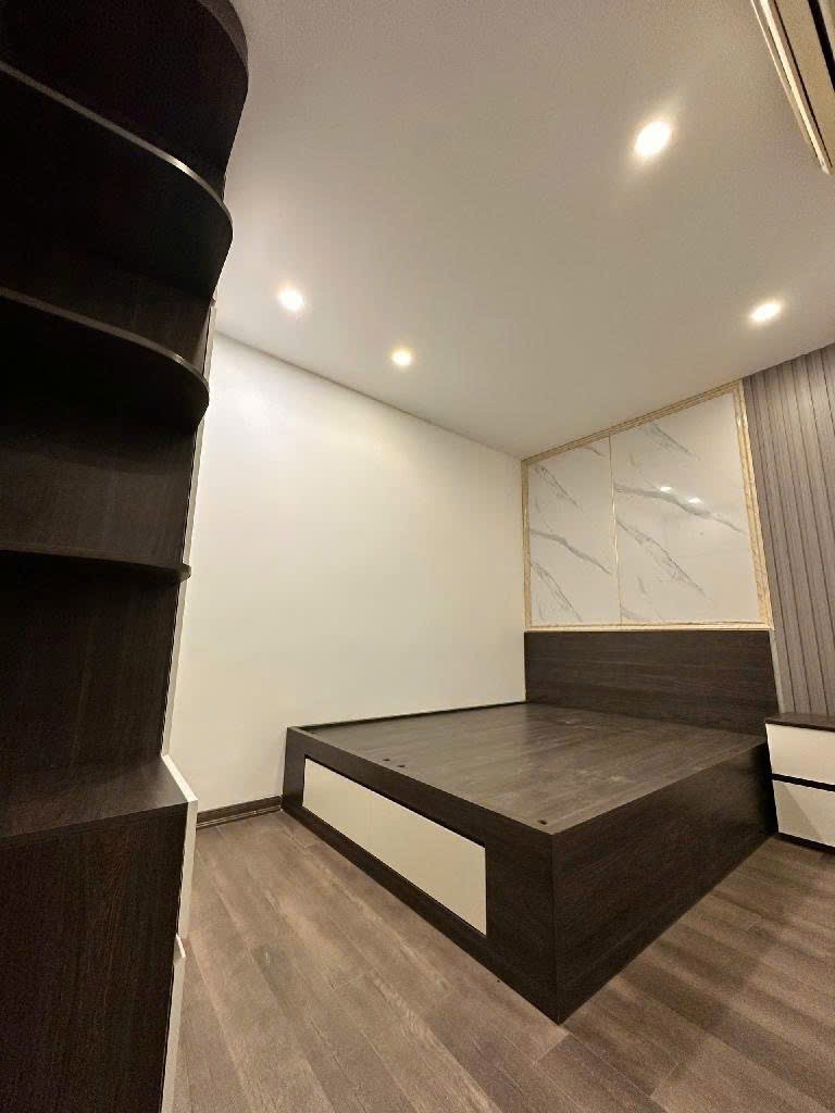 Bán Gấp Nhà La Khê, Hà Đông - Ốtô Đỗ Cửa - Giá 6.8 Tỷ
