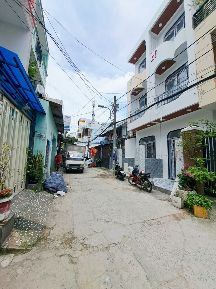 Cặp Siêu Phẩm 51M  3 Tầng Mới Xây Đẹp Hẻm 6M Thông Giá Chỉ Nhỉnh 5Tỷ