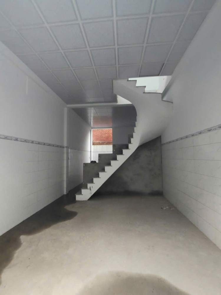 Siêu Phẩm Giá Tốt 58M2 Trệt+Lầu Chỉ 4.4 Tỷ HXH KDC Tên Lửa Và Aeon BT