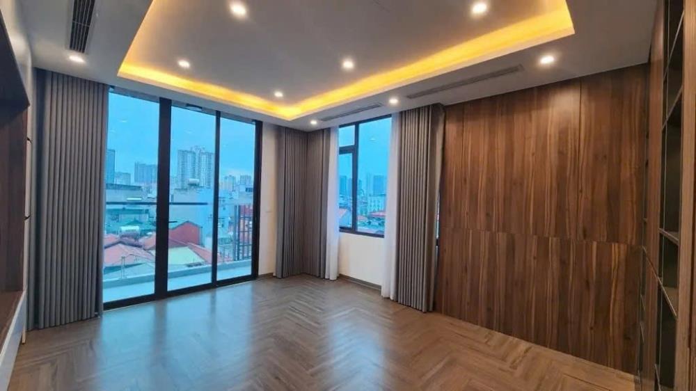 Bán nhà mặt phố Cầu Giấy 76m² x 9 tầng, giá 34 tỷ - Vị trí đắc địa, kinh doanh đỉnh cao