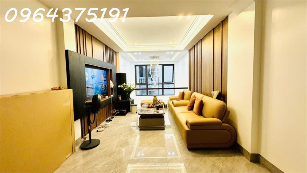 Bán nhà Hoàng Như Tiếp - 7  tầng thang máy - Gara ô tô - Sát công viên Lâm Hạ