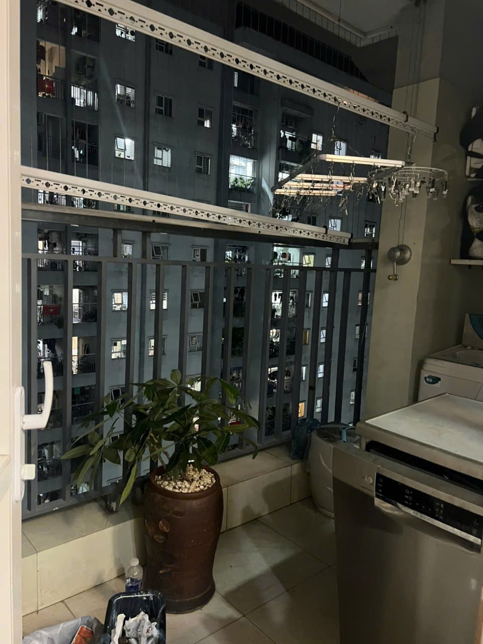 Bán Căn Hộ 2PN, 2WC Full Nội Thất, Chung Cư Thanh Hà - Giá 3 tỷ2xx
