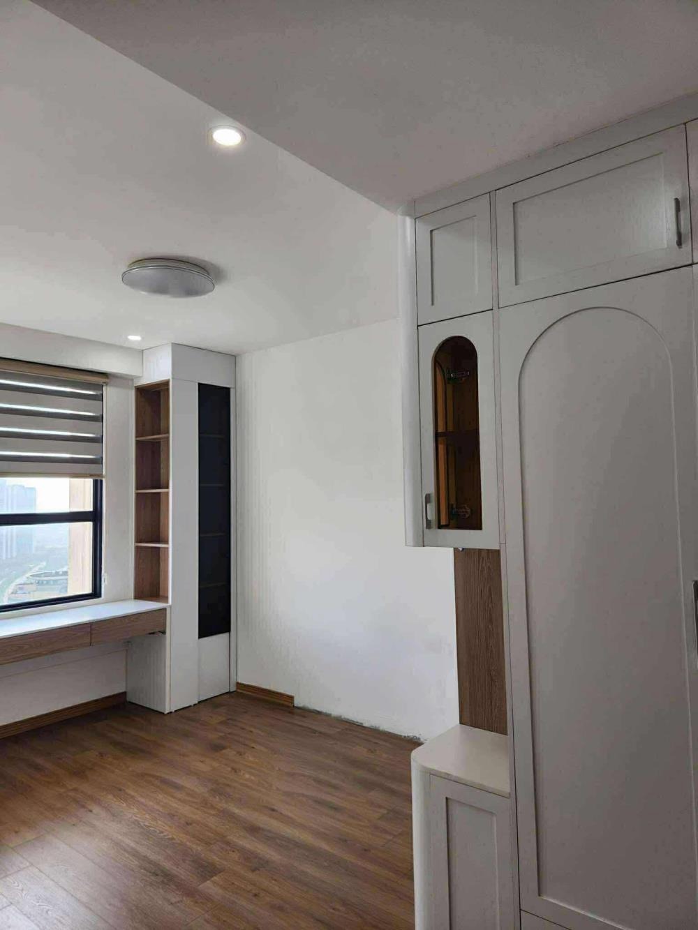 Bán Căn Hộ Vinhomes D’Capitale 3PN - 93m2 - View Đẹp - Giá Tốt