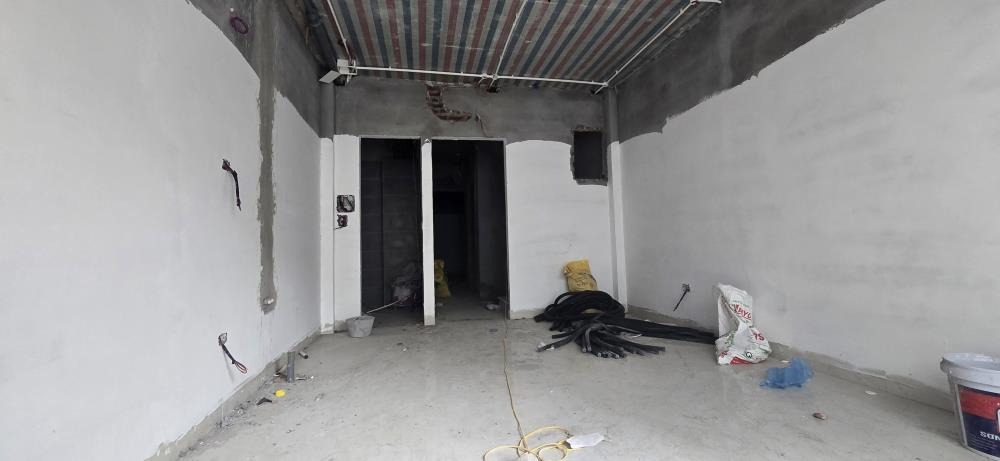 Bán CCMN Cầu Giấy - Thang Máy, Full Nội Thất - Dòng Tiền Cao, Vị Trí Đắc Địa